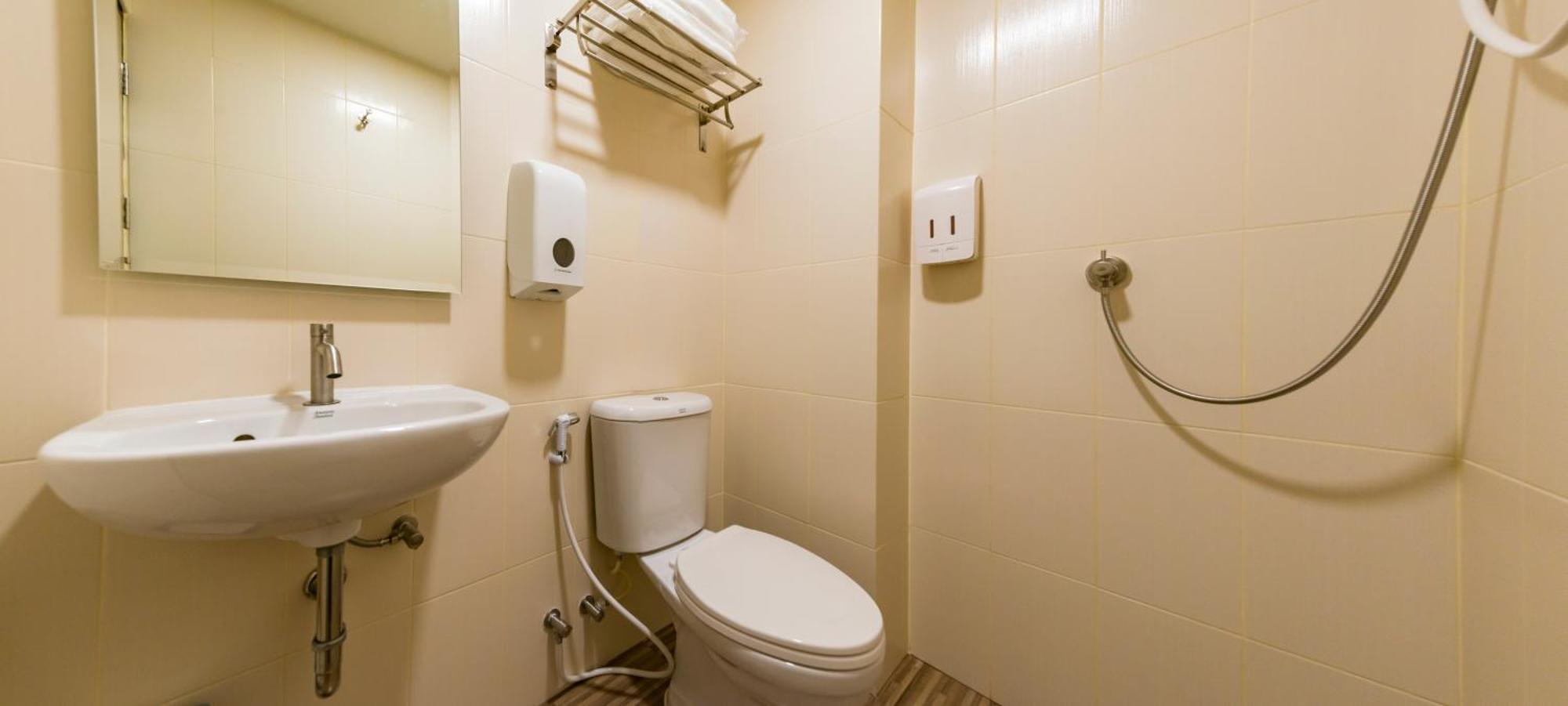 P18 Hotel Μπανγκόκ Δωμάτιο φωτογραφία